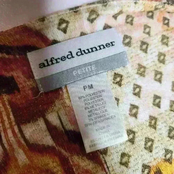 Alfred Dunner petite women's geometric blouse 3/4 sleeve size petite medium - Picture 6 of 6